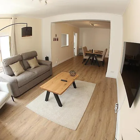 Jessop Haus Lägenhet *