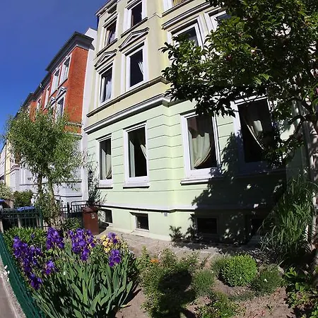 Jessop Haus *